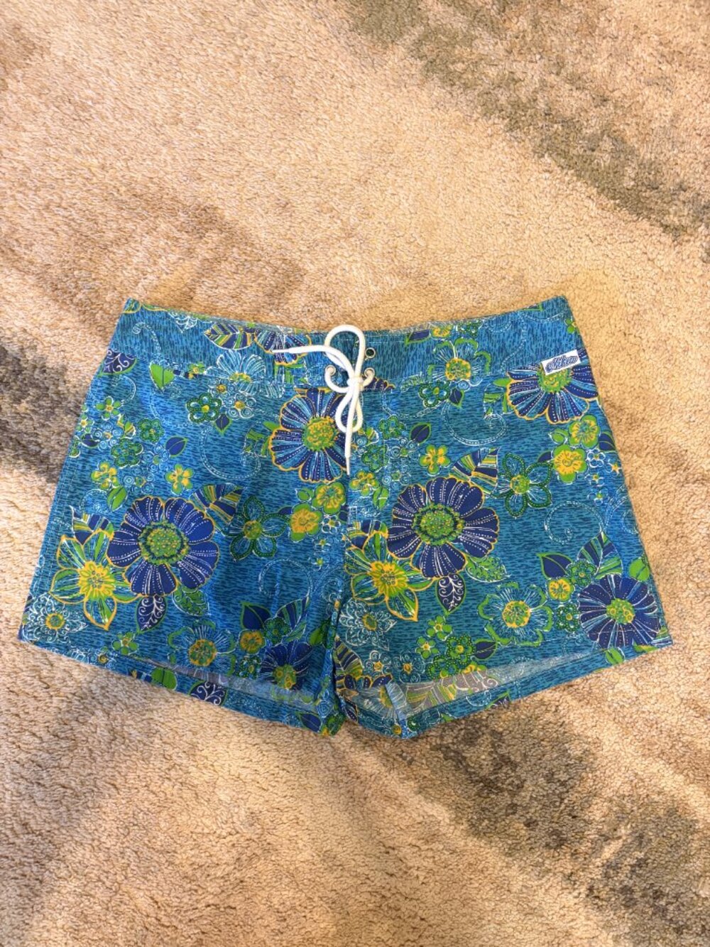 Vintage Miken Women’s Made In The USA Board Shorts Size XL